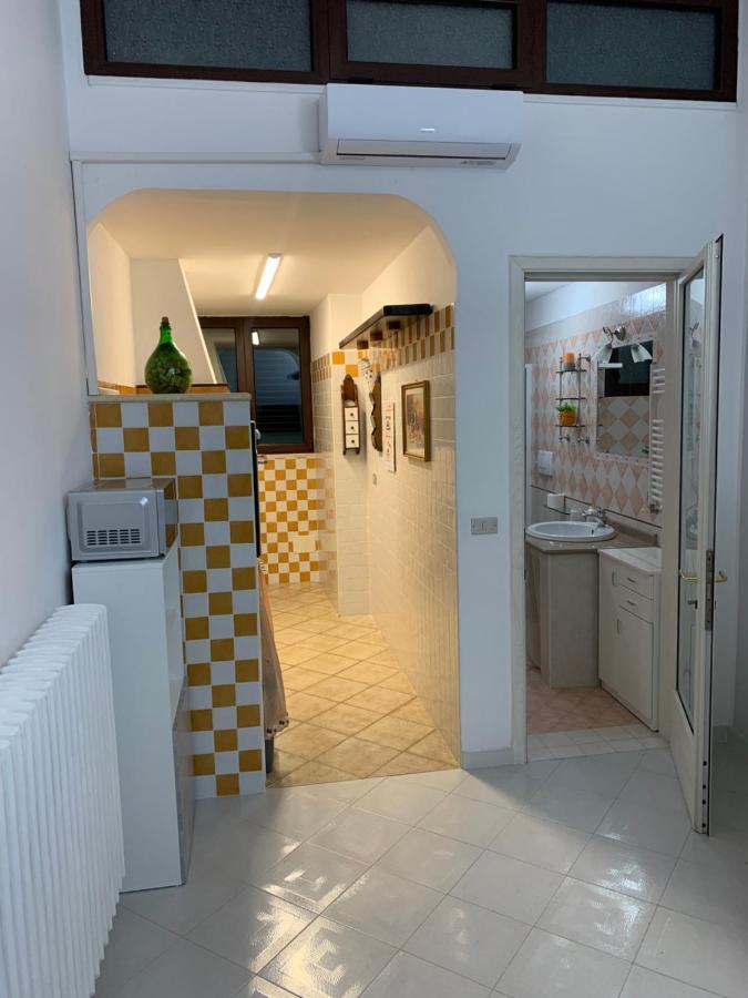 Domenica Rooms Lecce Zewnętrze zdjęcie